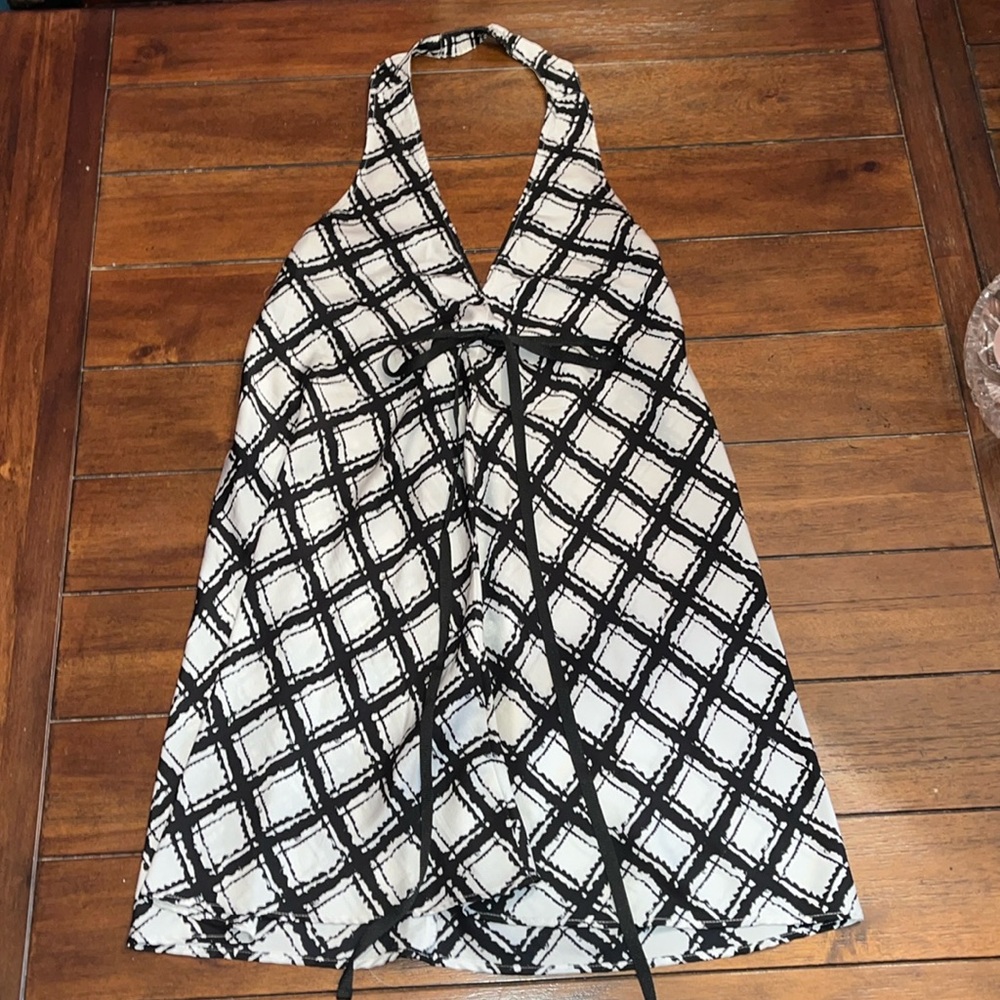 Super Cute Halter Slip Dress in Black & white size small